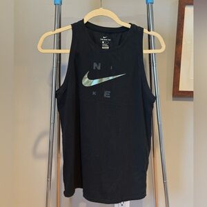 nike tank women’s